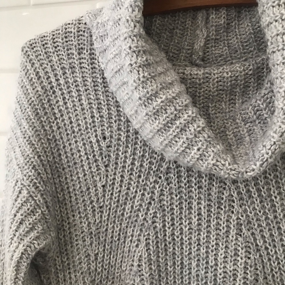 Cozy Knit Tunic Sweater - Picture 2 of 3